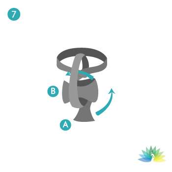 Ruth Nathan's - How to tie a tie - step 7